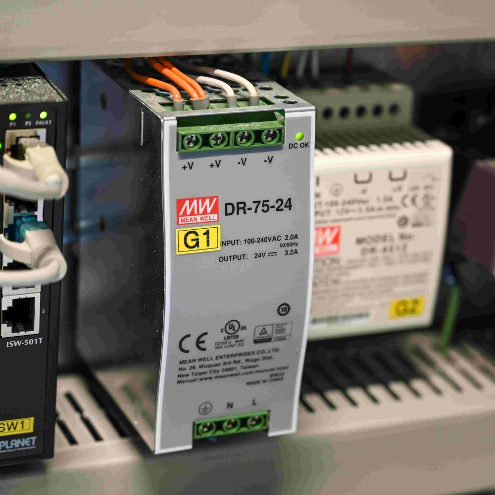 Sursa de alimentare MEAN WELL DR-75-24, iesire 24V, 3.2A, 76W